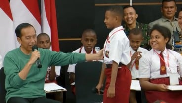 Bahas IKN Hingga Soal Matematika, Presiden Jokowi Akui Anak-anak Papua Sangat Pintar