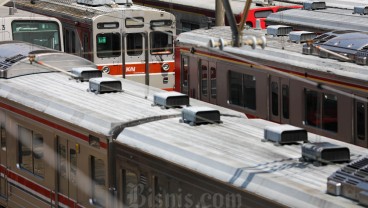 Penumpang KRL Padat Lagi Usai Libur Panjang