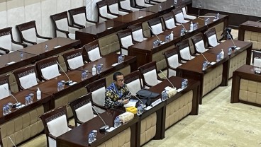 Di Hadapan DPR, Calon DK OJK Adi Budiarso Paparkan Komitmen Penguatan UMKM