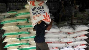 Bulog Kirim 15.000 Ton Beras NTB ke Luar Daerah