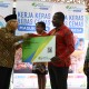 Wapres Serahkan 20.000 Kartu BPJS Ketenagakerjaan di Papua