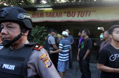 Densus 88 Tangkap Dua Terduga Teroris Anggota JAD di Lombok