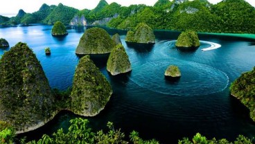 Semen Indonesia (SMGR) Pasok Tetrapod di Raja Ampat