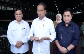 Jokowi Tinjau Pindad dengan Prabowo dan Erick: Industri Pertahanan Cerah!