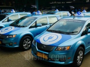 Taksi Blue Bird Segera Obral Mobil Listrik di Atas 5 Tahun