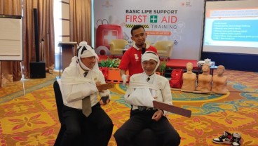 The Sunan Hotel Solo Gelar Basic Life Support Training