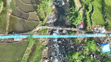 Disokong MUJ, JQR Bangun Jembatan Perintis di Garut Selatan