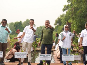 Apical Percepat Perlindungan Ekosistem dengan Penanaman 3.000 Pohon Mangrove