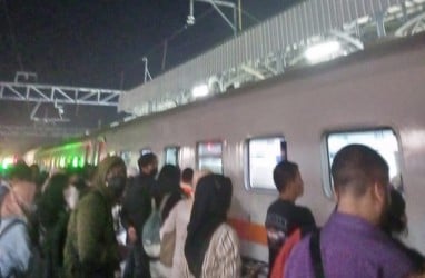 Kesaksian Penumpang KRL Jogja-Solo saat Kereta Mogok Dua Kali, Panik dan Capek