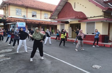 Bank Jateng Kenalkan Produk dan Fitur Baru di Acara Senam Bersama DKK Jepara