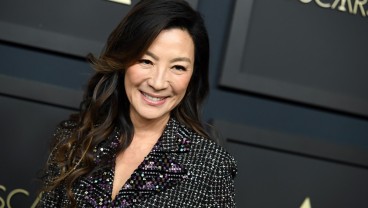 Michelle Yeoh Akhirnya Menikah Setelah 19 Tahun Tunangan