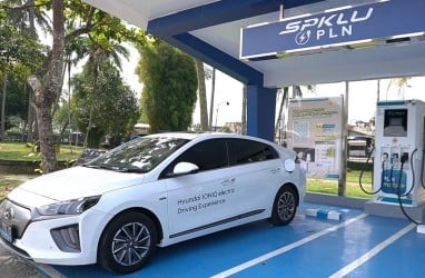 ESDM Klaim Pembangunan Charging Mobil Listrik Tembus Target