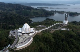 Meski Belum Diresmikan, Menara Kujang Sapasang Sudah Jadi Magnet Pariwisata di Sumedang