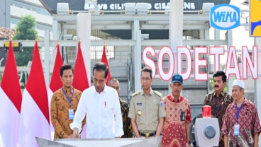 Respons Anies Usai Jokowi Sebut Sodetan Ciliwung Mangkrak di Eranya: Silakan Diaudit!
