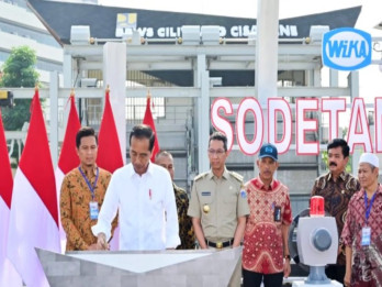 Respons Anies Usai Jokowi Sebut Sodetan Ciliwung Mangkrak di Eranya: Silakan Diaudit!
