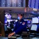 Investor Wall Street Tahan Modal Tunggu Laporan Keuangan Big Caps