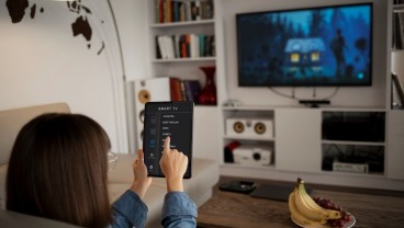 Cara Menyambungkan HP ke TV dengan Gampang, Bisa Tanpa Kabel