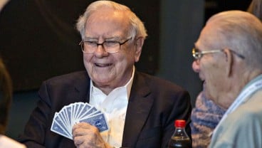 Warren Buffett Semringah Akhir Pekan Berkat Kabar Negeri Sakura