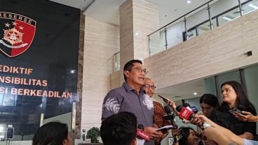 Duh! Rocky Gerung Digempur 13 Laporan Terkait Dugaan Penyebaran Berita Bohong