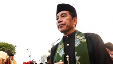 Jokowi Ungkap Alasan Menggelar Agenda Istana Berkebaya