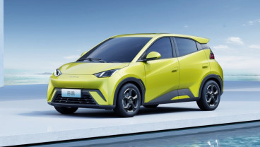Pimpin Pasar EV Dunia, Merek China Kian Agresif Berekspansi