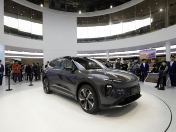 Produsen Baterai Asal China Siap IPO pada 2025, Pesaing Baru Tesla?