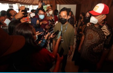 2 Respons Gibran soal Kasus Rocky Gerung yang Viral Umpat Jokowi