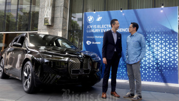 BMW Indonesia Berkolaborasi Dengan Bluebird Group Hadirkan Pengalaman Premium Dengan BMW iX