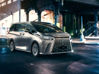 Lexus Pertegas Realisasi Visi Elektrifikasi Pada Gelaran GIIAS 2023