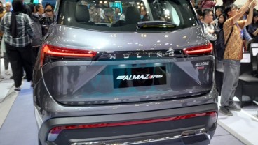 GIIAS 2023, Wuling Segarkan Almaz RS