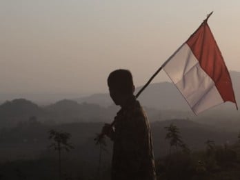 5 Contoh Puisi Kemerdekaan Indonesia untuk Pembukaan 17 Agustus