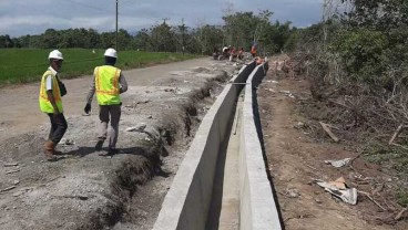 Sulsel Benahi Jalan di Bone dan Jembatan di Soppeng