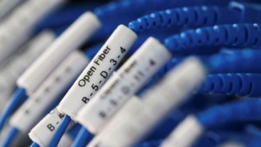 Adu Cepat MTEL, TBIG dan TOWR Gelar Fiber Optic, Siapa Terdepan?