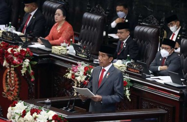 Siap-siap! Jokowi Bakal Bahas Kenaikan Gaji PNS di Nota Keuangan
