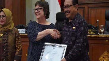 Australia Hibahkan 200.000 Vaksin Rabies ke Bali