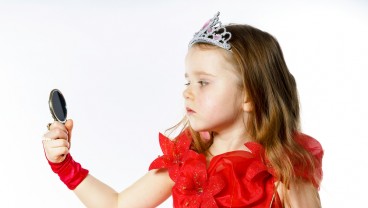 12 Tips Membesarkan Anak Percaya Diri