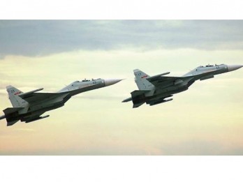 Jet Tempur Sukhoi Su-30 Rusia Tembak Kapal Pengintai Ukraina di Laut Hitam