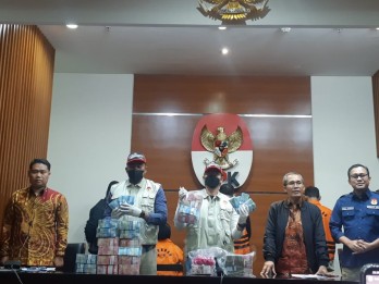 Bupati Meranti Didakwa 3 Kasus Korupsi, Salah Satunya Suap Auditor BPK