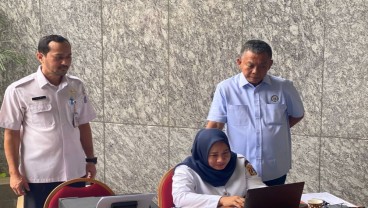 Tinjau Uji Emisi di DPRD DKI, Prasetyo: Tidak Pandang Bulu