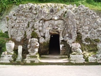 Sejarah dan Keindahan Goa Gajah di Bali