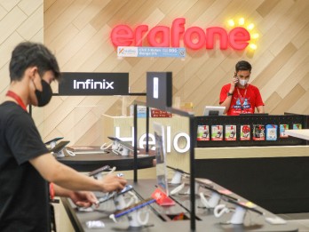 Erajaya (ERAA) Gencarkan Ekspansi di Singapura-Malaysia, Rilis Bond Rp564 miliar