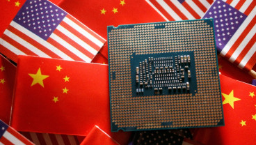 Grusa-grusu China Merespons Sanksi Chip Semikonduktor