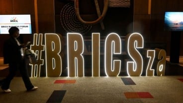 OPINI :  Pilih Mana, Gabung BRICS atau OECD?