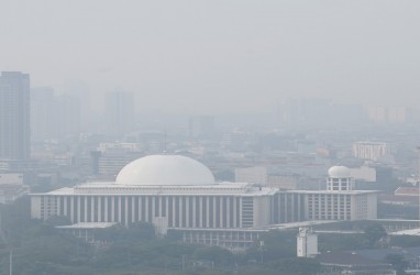Polusi Udara DKI Jakarta Nomor 2 di Dunia Pagi Ini Meski Kemarin Diguyur Hujan