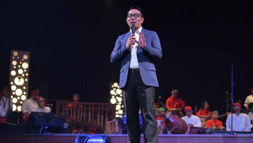 Ridwan Kamil Genjot Efektivitas Kerja ASN Lewat Aplikasi SMART Birokrasi