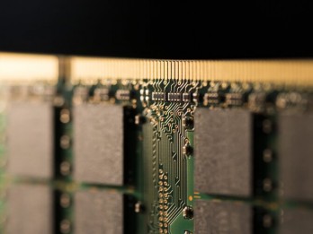 China Klaim Segera Produksi Chip AI Setara Buatan Nvidia