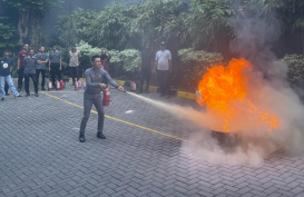 Karyawan Gets Hotel Semarang Belajar Tangani Kebakaran