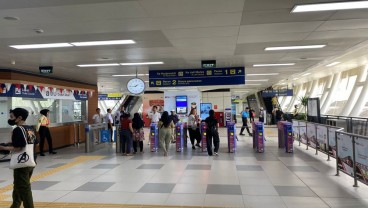 LRT Jabodebek di Mata Pengguna: Tarif Mahal dan Jadwal Sering Delay!