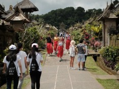SEKTOR PARIWISATA : Asa dari Pertumbuhan Desa Wisata