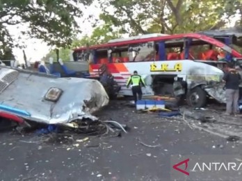 Kecelakaan Maut Bus Eka dengan Sugeng Rahayu, 3 Orang Meninggal, 14 Orang Terluka